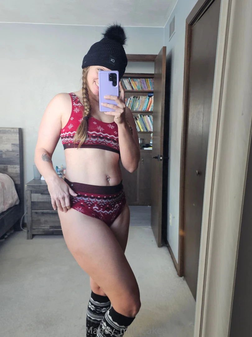 The perfect outfit for a snowy day now come warm me up baby part 2 