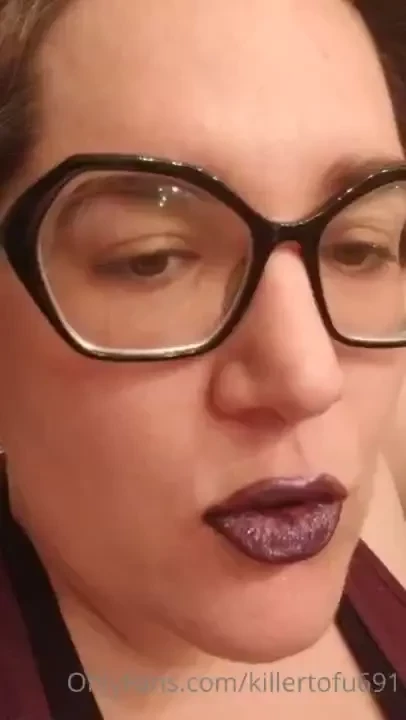 Playing around with a glitter gloss amethyst vibes lipstick fetish 