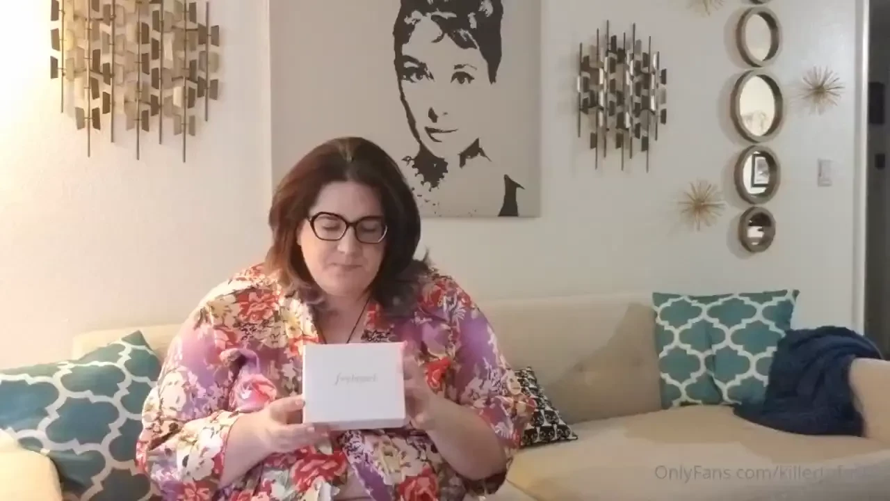 10 mode butterfly vibe with remote check out sohimi-sextoy com 