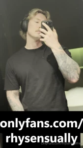 The water s hot but not as hot as the thought of your hands replacing