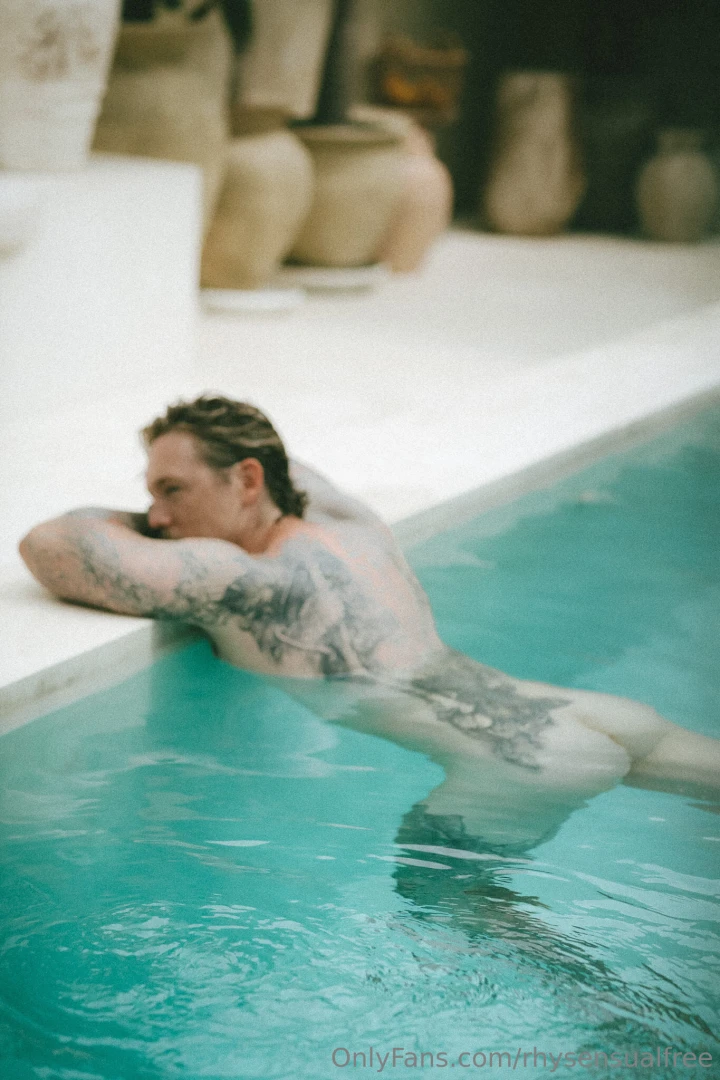 Drifting shining wanting if you were here i wouldn t even need the sun 