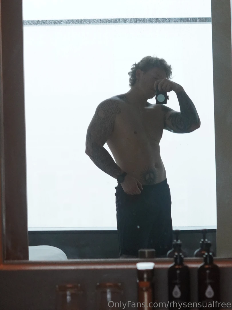 This would look better with you next to me part 1 