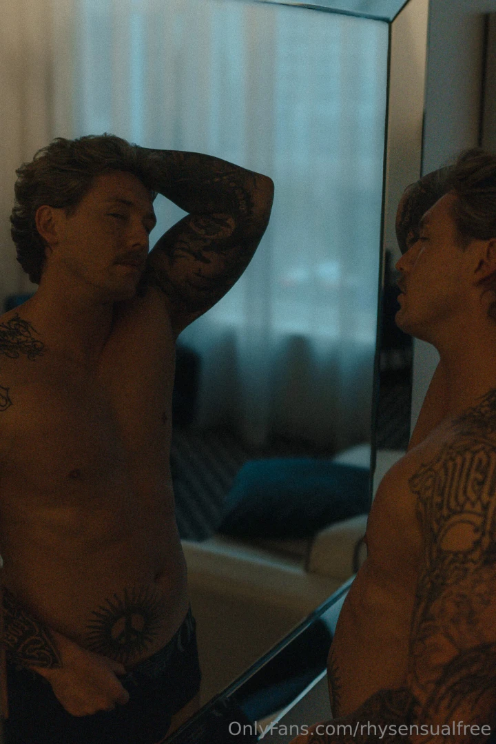 Just a little fire between us 