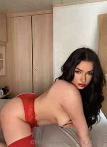 Leahhnicholls