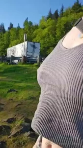 Hi i lost my butt plug in my move if anyone wants to buy me one i will