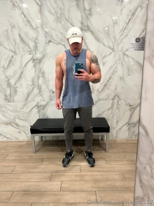 A few pics from today s workout part 1