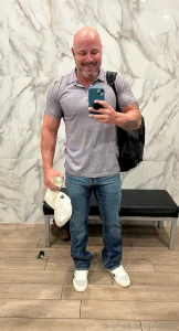 Transformation from gym bro to monday lunch meeting