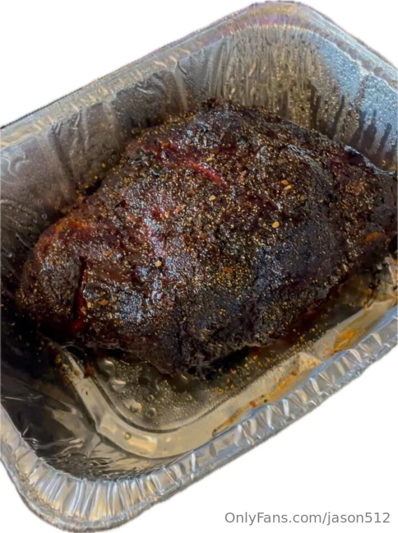 Smoked a little pork butt today who would like to smoke my meat now 