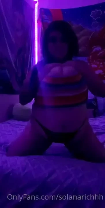 I need to make some new content today what would y all wanna see 