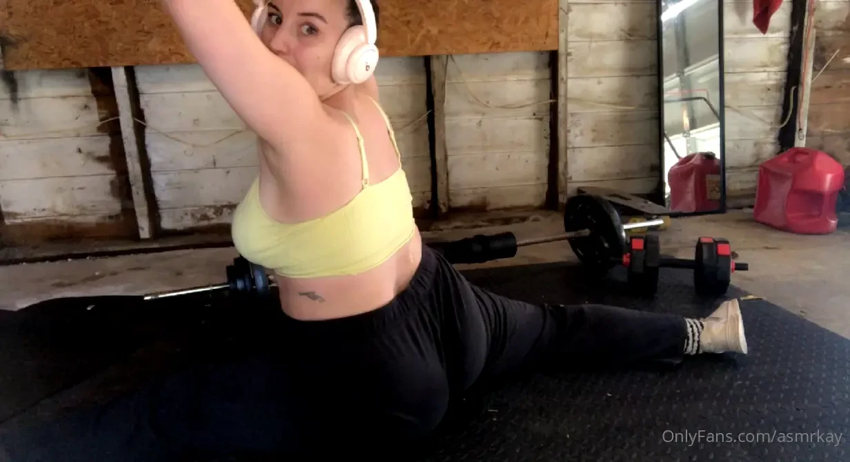 Splits progression my hip flexors are still really tight on my left part 1 