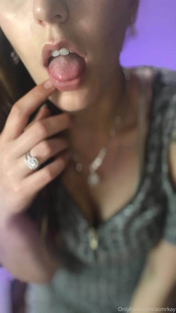 Eat my pussy while i watch anime part 8 