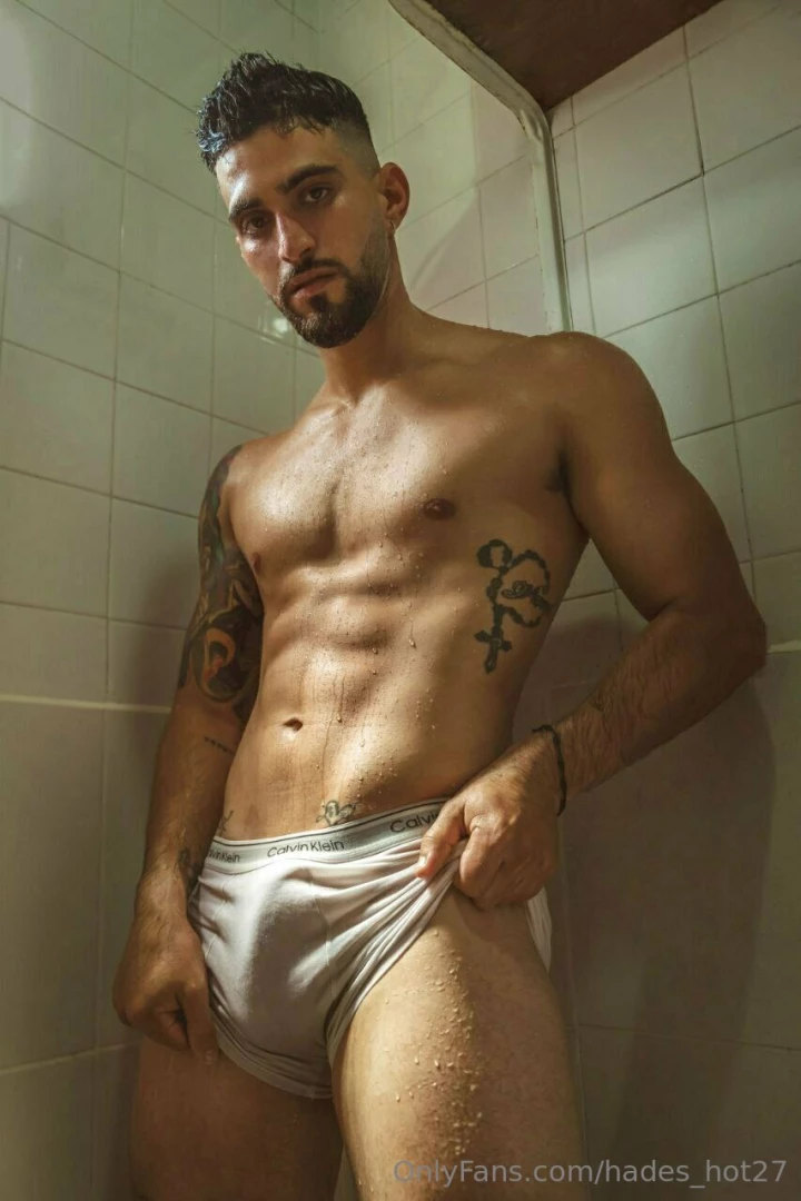 This is my friend carlos carlosluisyanez this is his free account and 