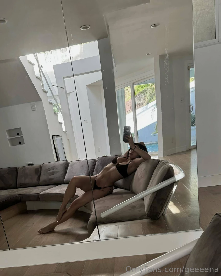 Imagine doing it in front of this mirror daddy 