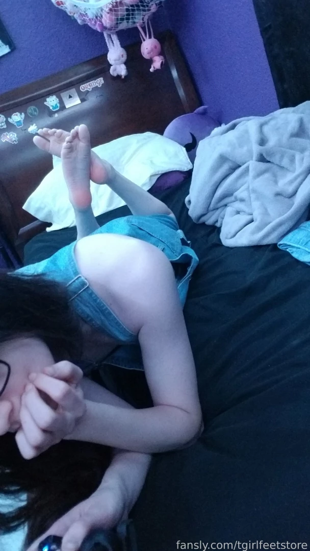 Thepose footfetish tgirl part 9 