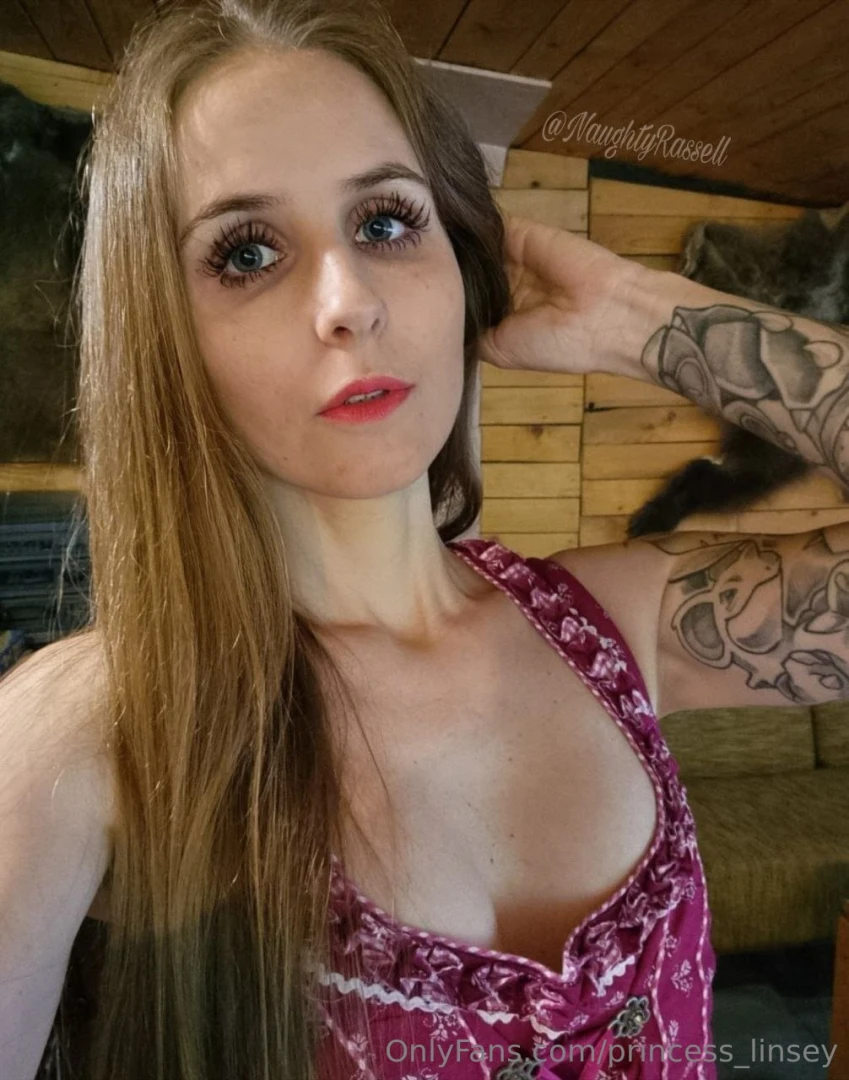 I m naughtyrassell and don t like sitting here at work when i could be part 277 