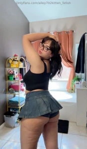 Really visualize what my fart is gonna smell like watch out for the part 1