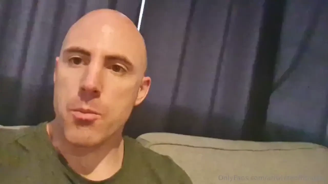 Hey beautiful sexy subscribers and followers of my pornographic 