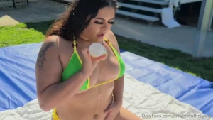 This is a re-edit of my sexy outdoor oil video with the very sexy