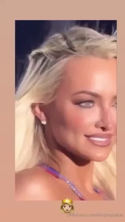 All smiles nbsp nbsp what are you doing right now 