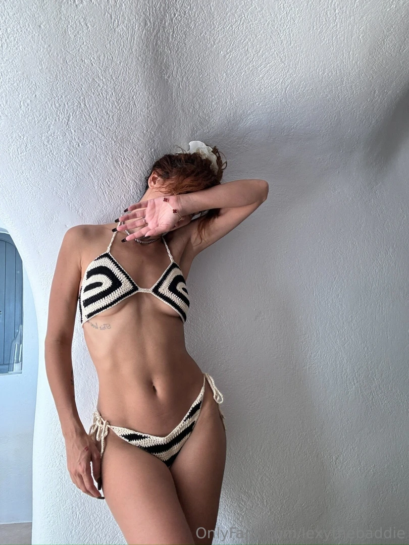 I think i should get more knit bikinis this summer 