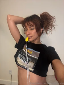 Going live on my free page at 1 00pm est for my first sports betting