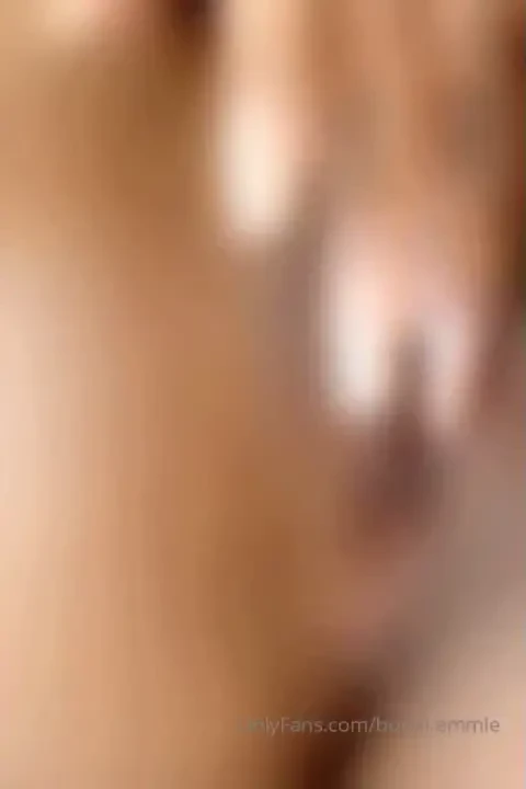 Pussy out let me show you how i like to hold my sneaky links face in part 1 
