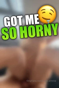 bunni-emmie - Got me so horny i arched my fat ass all the way back and let him get a part 1 