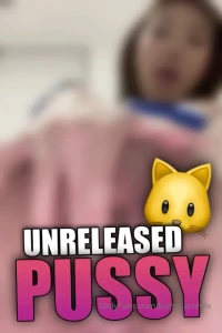 bunni-emmie - Unreleased pussy i need a huge dick right now i m soooo wet and my part 4 