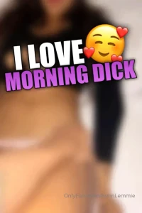 bunni-emmie - I love morning dick my sneaky link stayed the night last night after part 1 