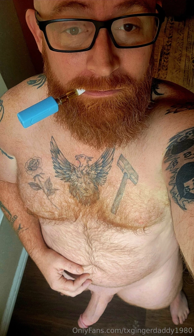 Cold and wet as fuck can t smoke inside or out so vaping naked in 