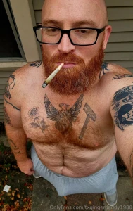 Sunday evening smoking sesh in my grey sweatpants