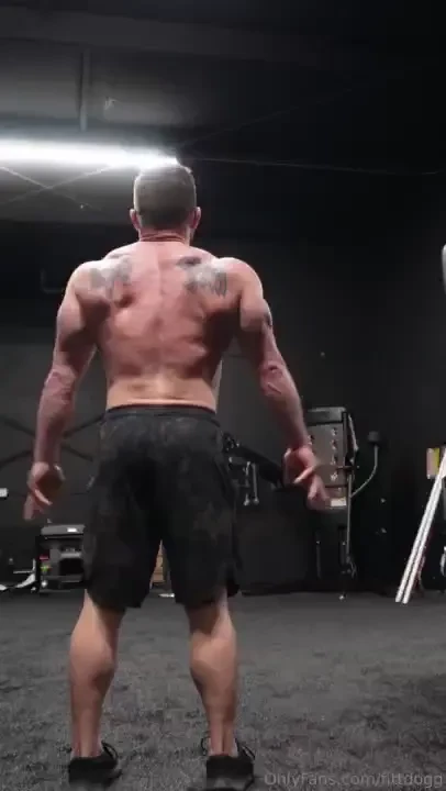 Posing practice after hitting back today merry christmas everyone and 