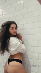 Ebaaaa chegamos na nossa metaa gente amei esse conceito de gif qual part 2