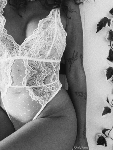 Sitting pretty part 466