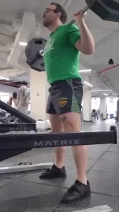 I found a private gym so soon i m gonna make a more private video of