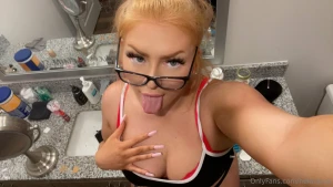 Do glasses suit me 3