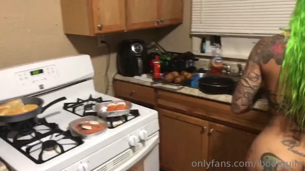 Is this how your girl cooks for you 