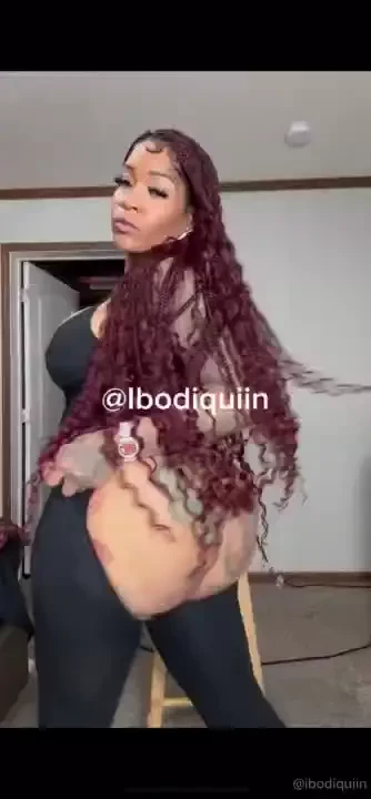 Good morning i decided to make a video of how my outfit ended up it 