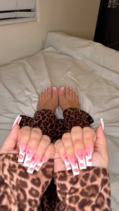 Pretty feet pretty hands