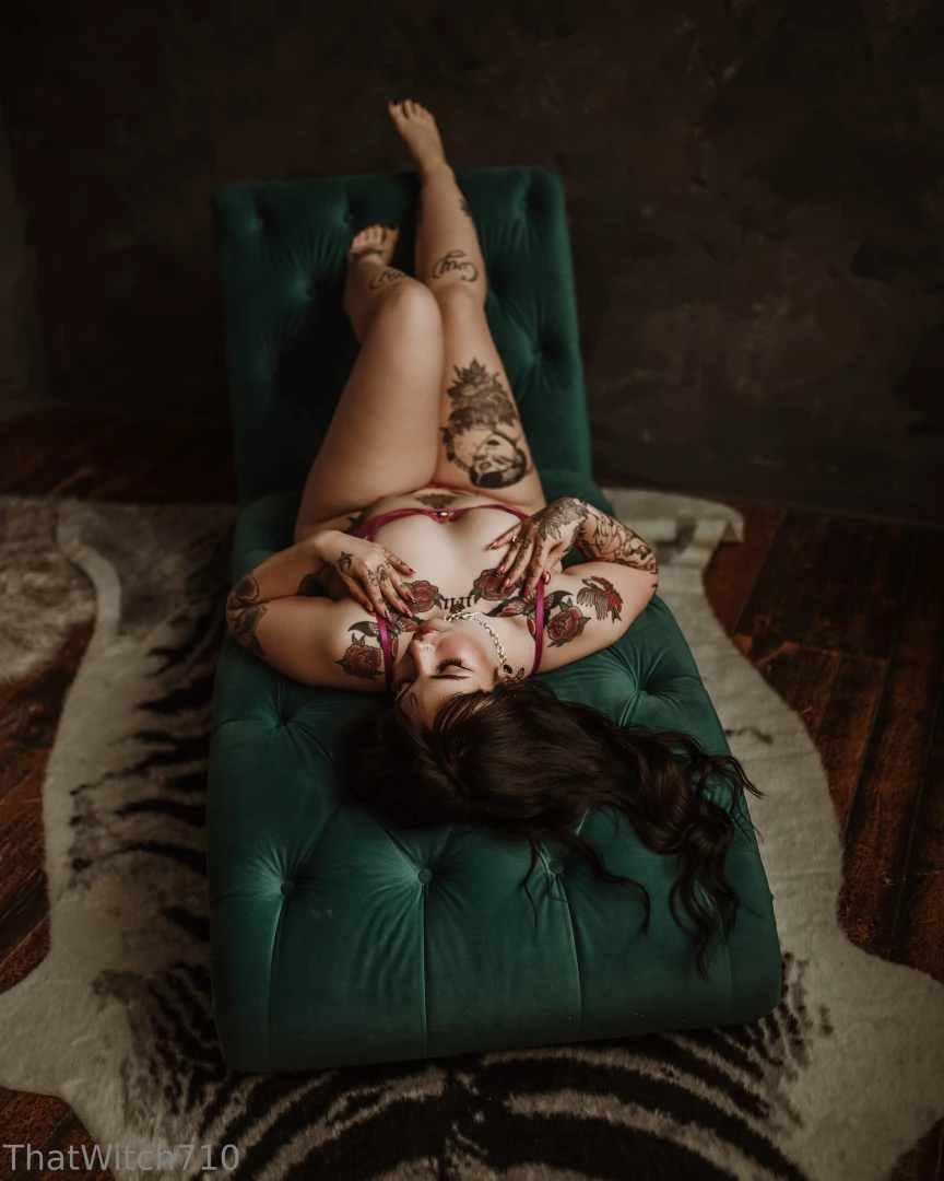 Do you want to see this set of photos turn explicit i spread wide open part 5 
