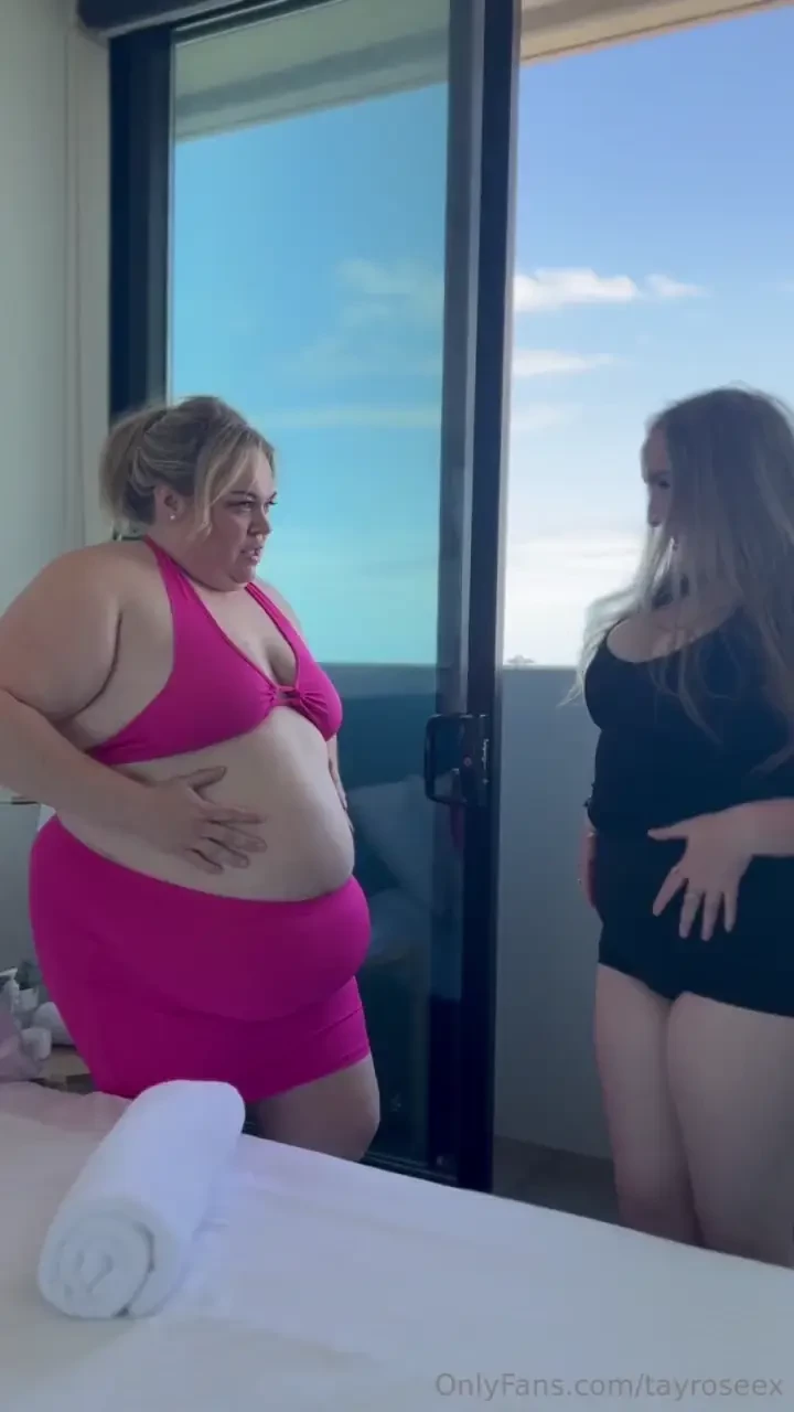 Special belly massage with sunny jayne i stopped by sunny jayne s 