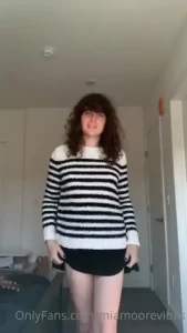 Who would even want a cute alt girl gf