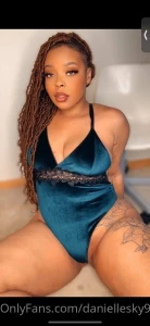 Tip 20 and get something in your dm s