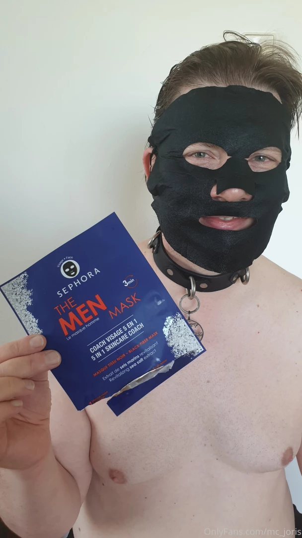 I love all the attention i can get from mistress madam___caramel 