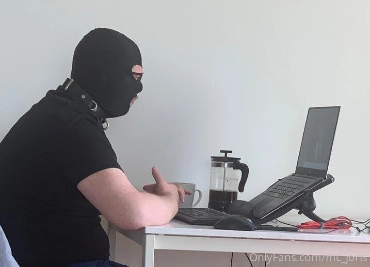 Thank you mistress mistress_ezada for interviewing me and allowing me 