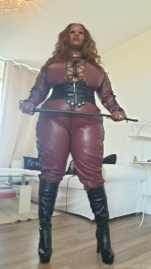 Mistress is so beautiful in leather but for some reason she always