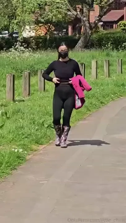 Hey there what a lovely day i think it calls for a public titty flash 