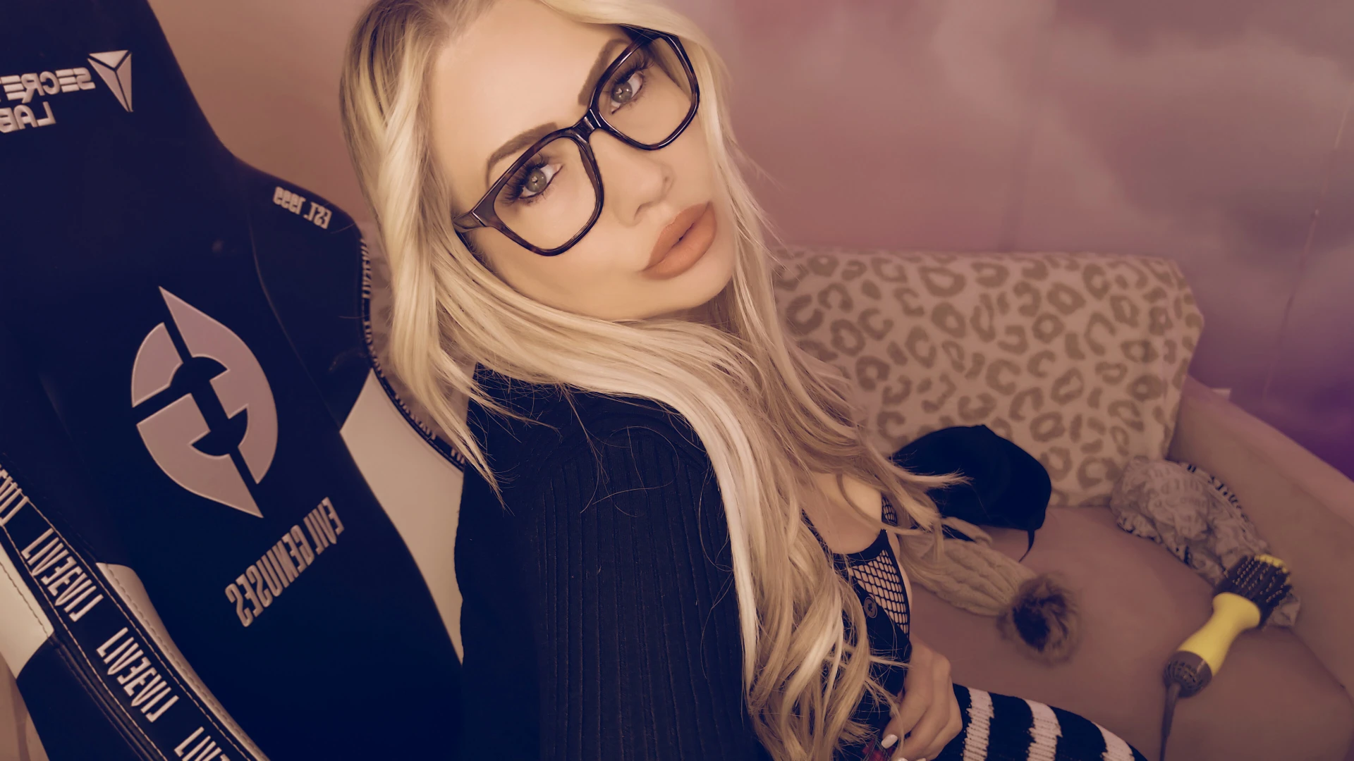 All i want for christmas is for you to love these curves wrapped in part 2 