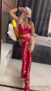 debrafox - Tell me what would you like to do with me if you want to see more sexy 