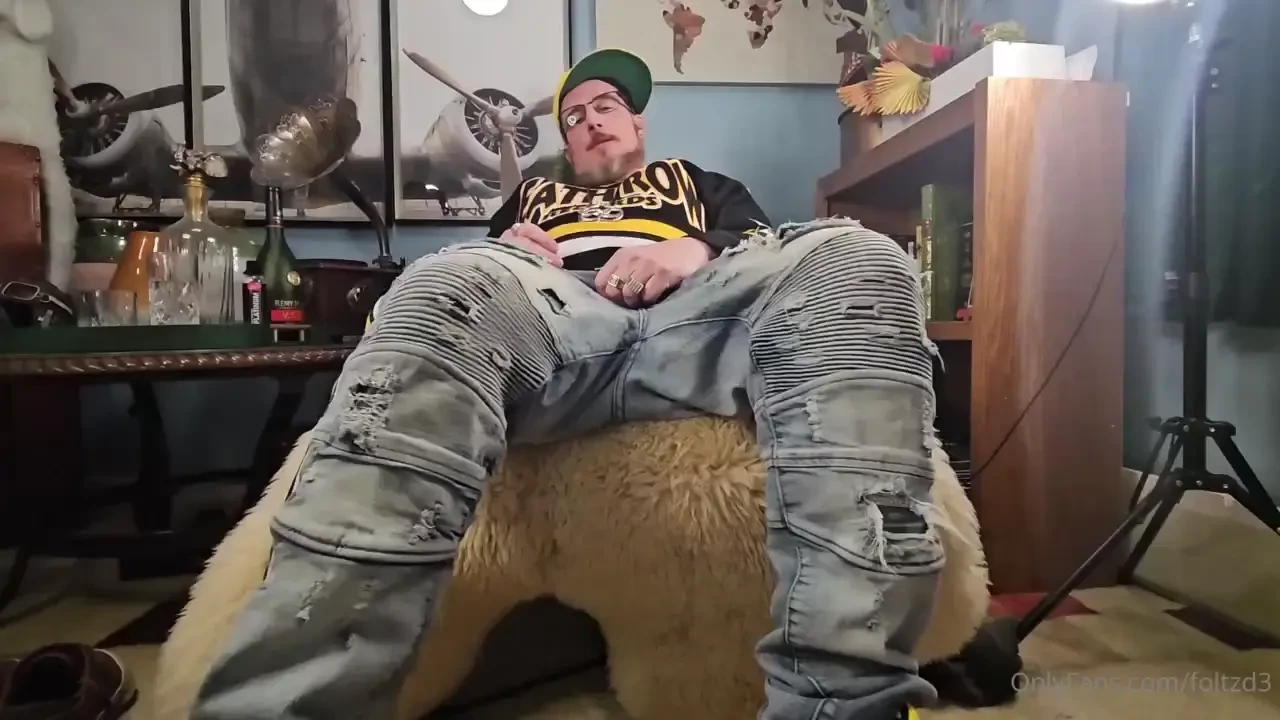 Got home dabbed and ready to bust a good nut cant wait to put it in 